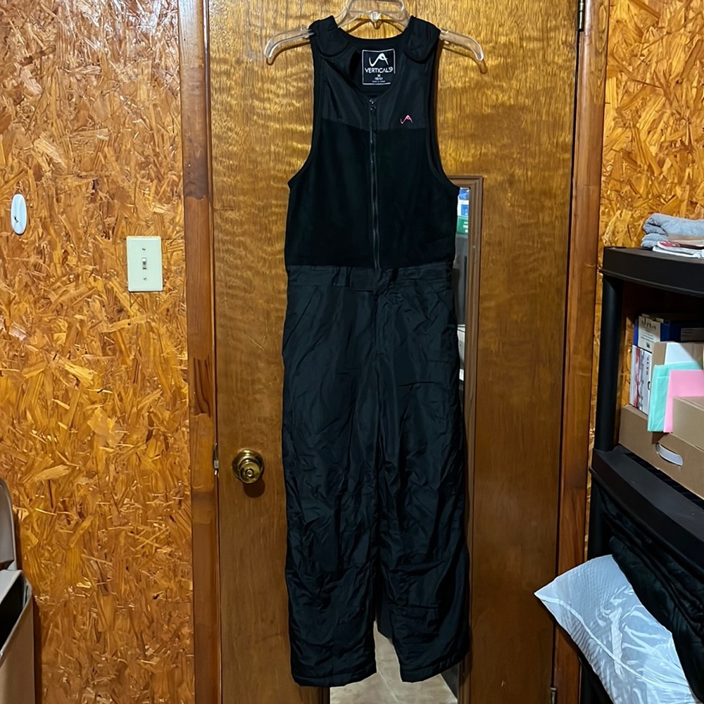 Snow bib size (M) 10/12 black